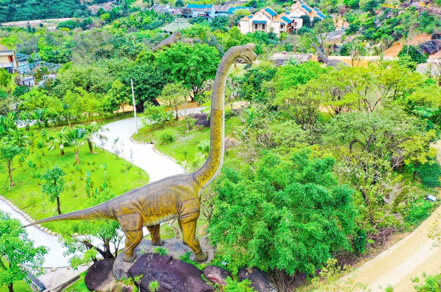 Kinh Nghiệm Du Lịch Núi Thần Tài Đà Nẵng Từ A Đến Z Khám phá công viên khủng long